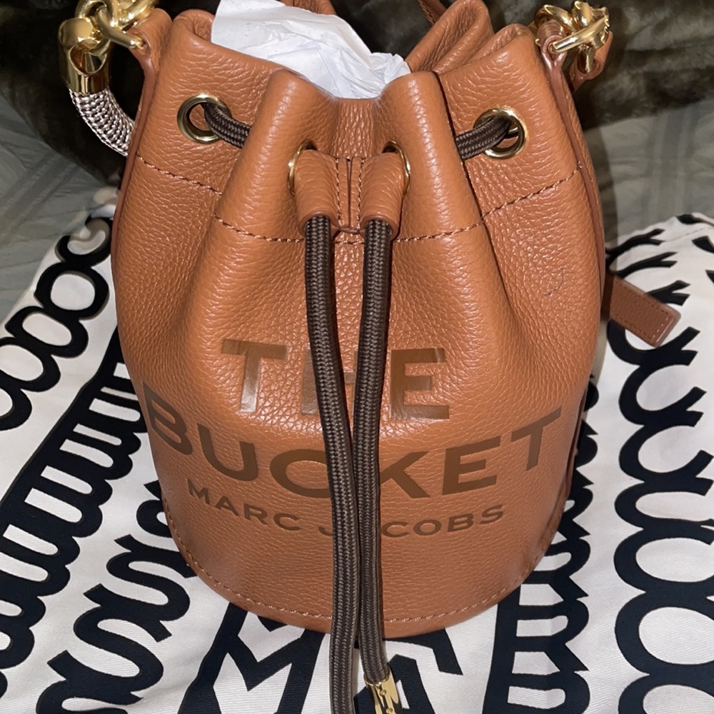 Marc Jacobs Bucket Bag